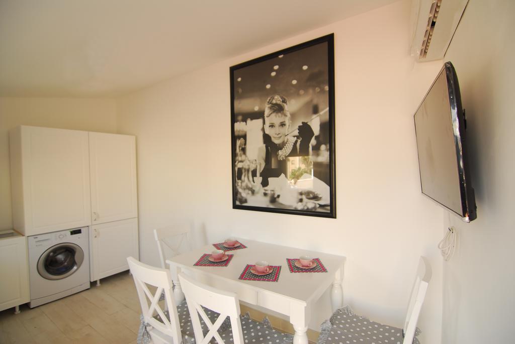 Imaginarium Apartman Szirakúza Szoba fotó