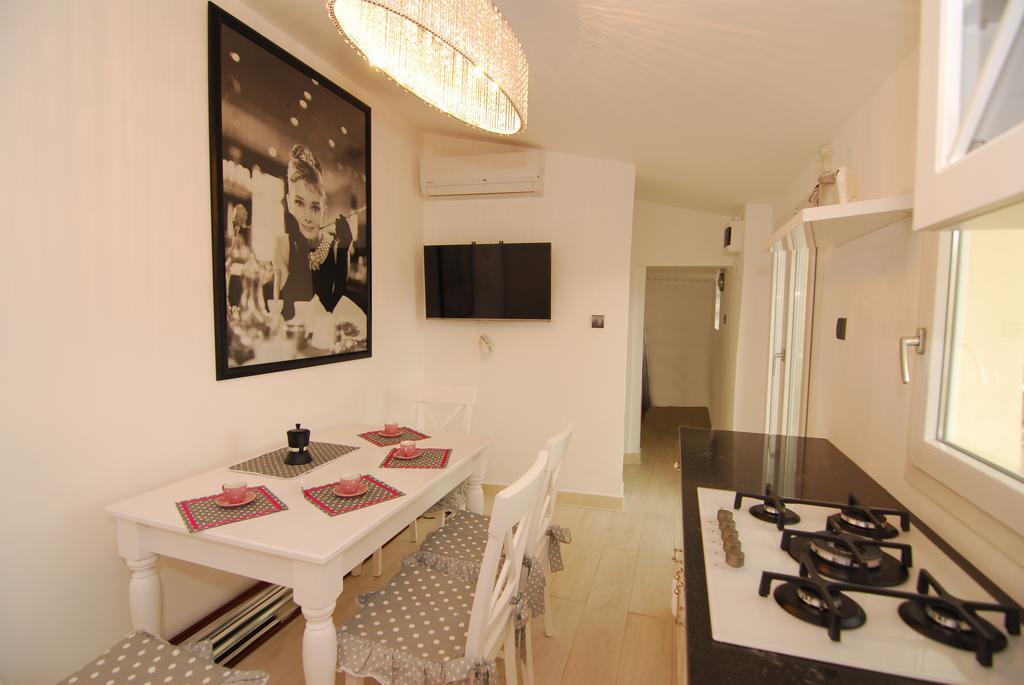 Imaginarium Apartman Szirakúza Szoba fotó