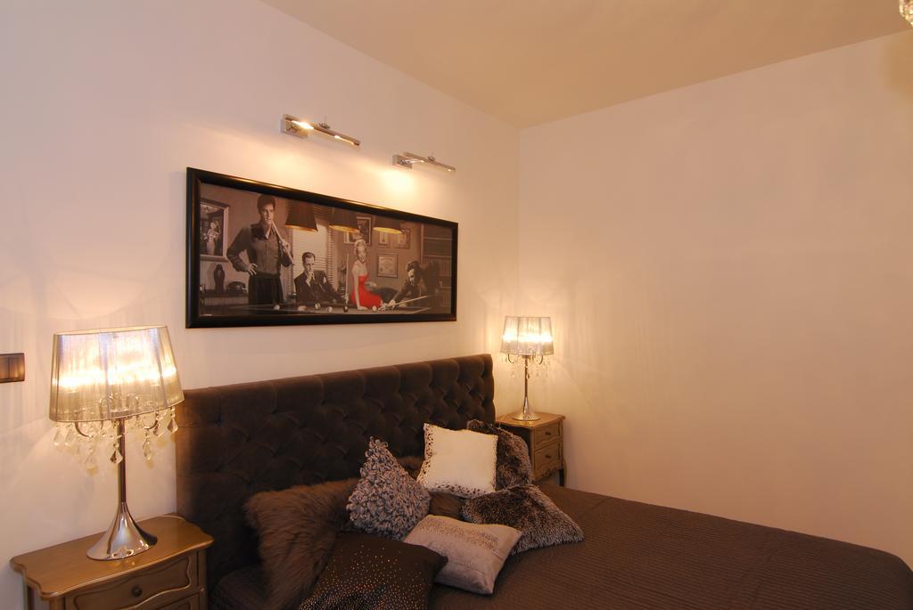 Imaginarium Apartman Szirakúza Szoba fotó